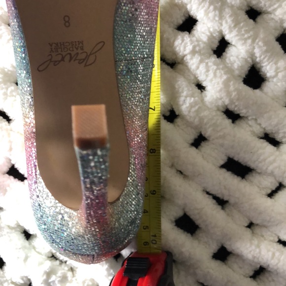 Badgley Mischka “Jewel”,pointed toe, stiletto heel.Rainbow glitter. Size 8. NWOT - Picture 6 of 7